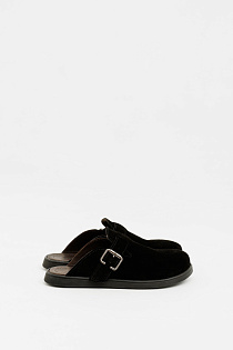 Milli v.black